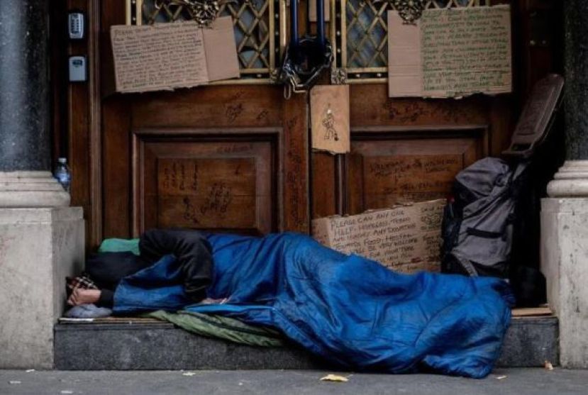 英国追加拨款助无家者，8亿英镑计划延续至29年。