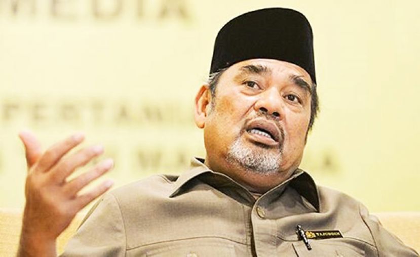 巫统选举主任拿督斯里达祖丁。