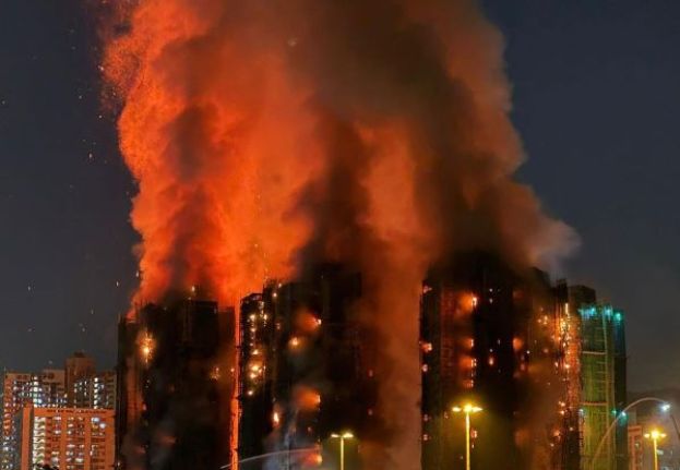 8幢大楼中有7幢被焚毁，造成168人死亡。