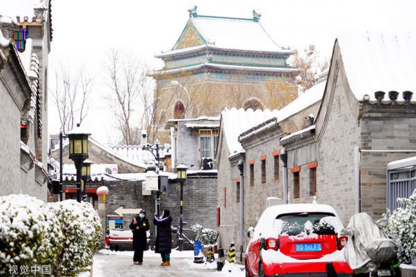 北京迎来入冬后的初雪。