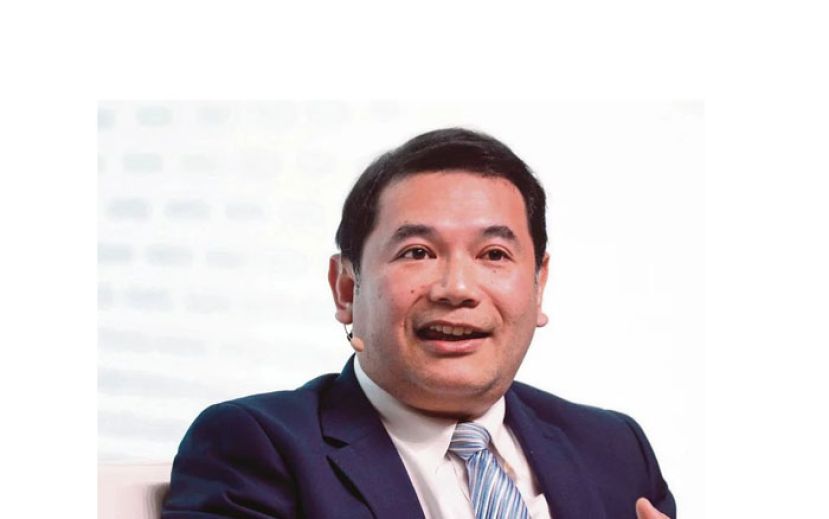 经济部长拉菲兹。
