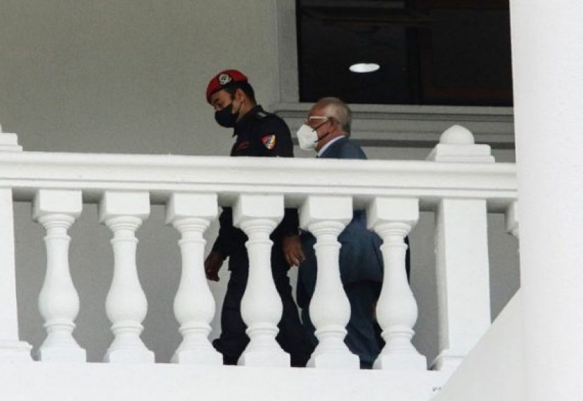 @ 纳吉日前到法院出席一马公司23亿资金被挪用案件审讯。