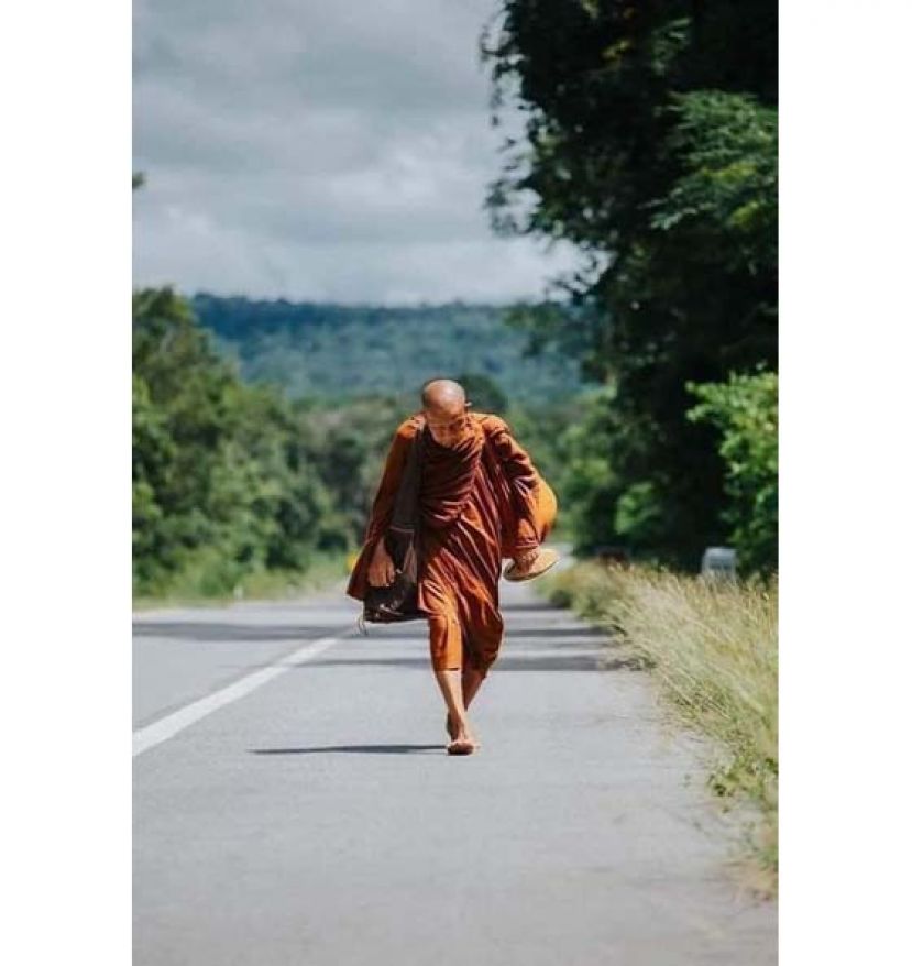 七旬苦行僧赤行逾3千公里　为医院筹款走损双脚在所不惜