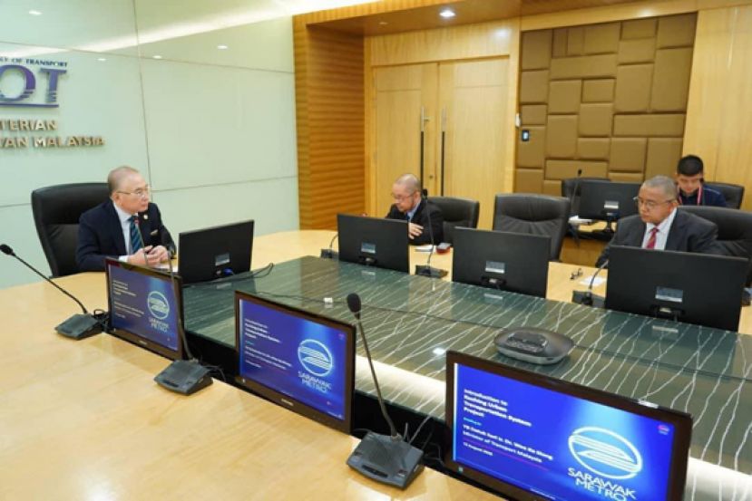 魏家祥：古晋将拥有全球首个智能轨道巴士