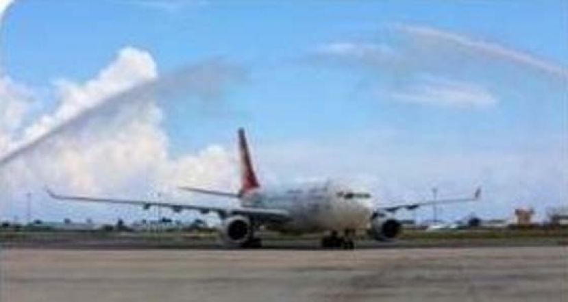 &ldquo;过水门&rdquo;、献玫瑰花，马尔代夫热情欢迎中国游客。