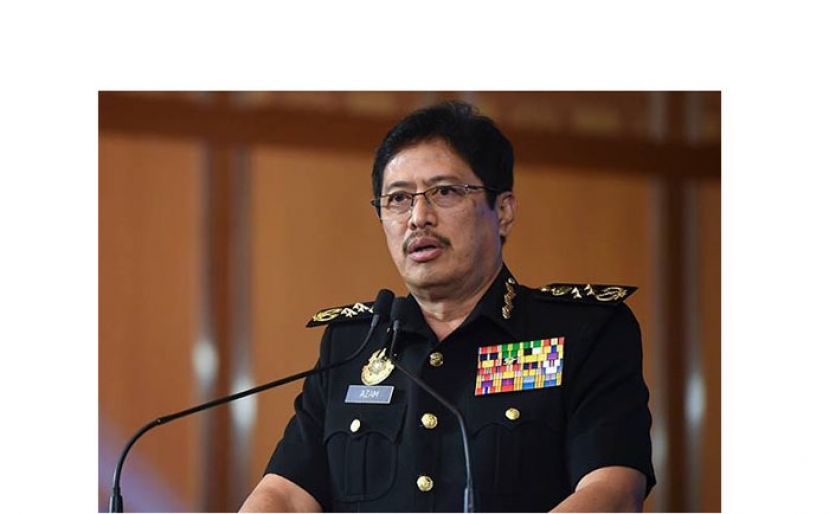 丹斯里阿占巴基。