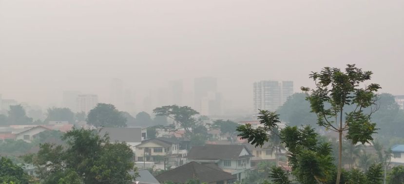 砂拉越霾害持续恶化　西连API飙至475　人造雨9月3至5日进行