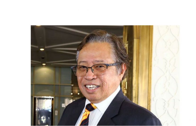 砂总理拿督巴丁宜阿邦佐哈里。