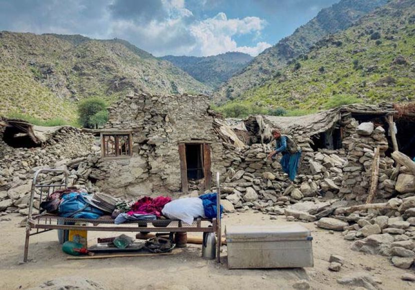 ●阿富汗强震死亡人数大幅攀升，迄今超过2200人罹难。