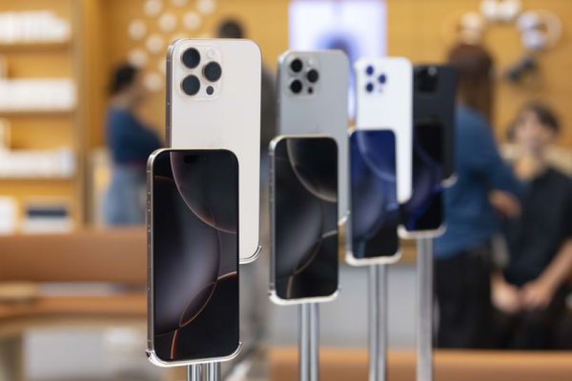 SE系列由iPhone 16e接棒，定位改为平价旗舰。