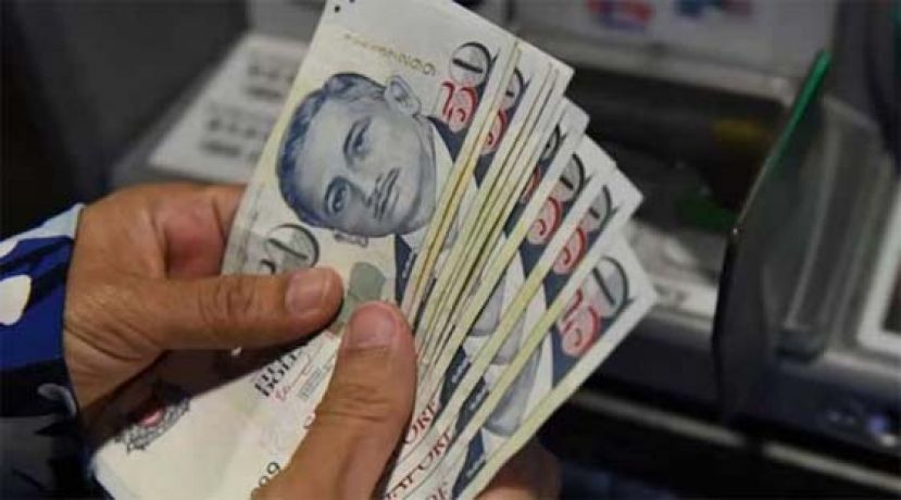 不归还乘客遗留巨款，狮城司机为贪念坐牢。