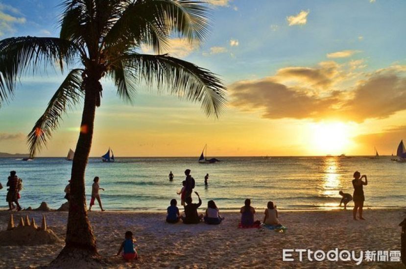 菲律宾长滩岛。