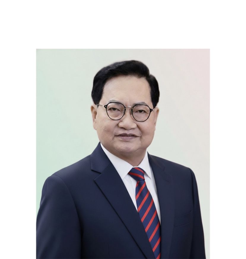 斯木省华总会长兼成邦江中华总商会会长拿督吴标生博士。