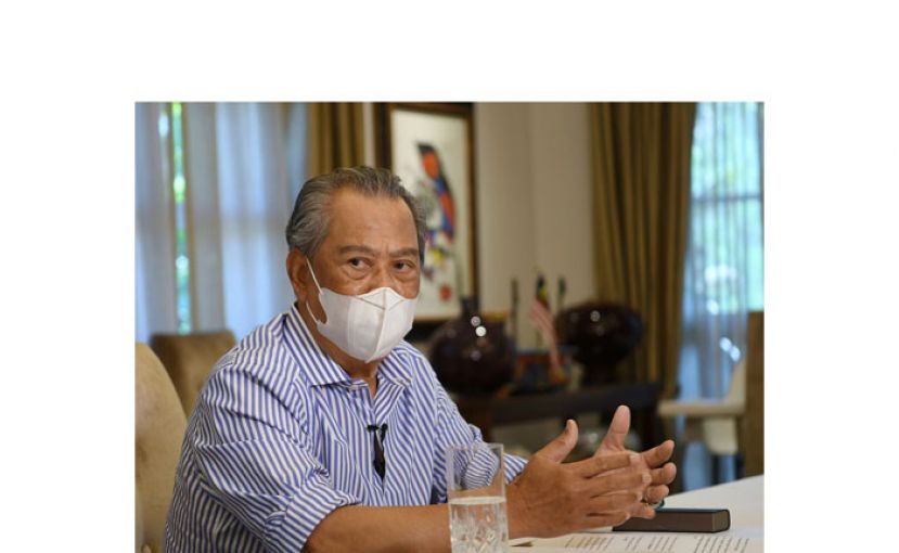 首相丹斯里慕尤丁。