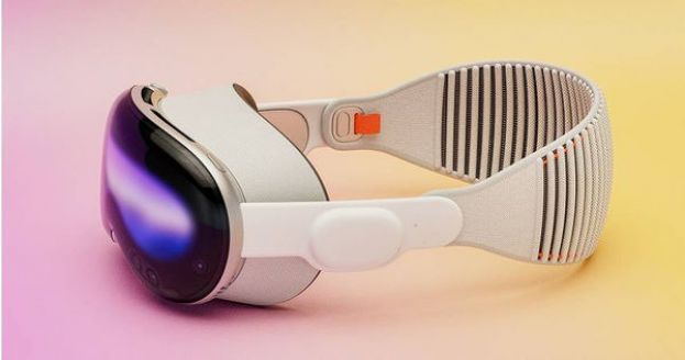 苹果iPhone 15 Pro、Pro Max两款机型释出空间影片拍摄新功能，搭配Vision Pro能沉浸式体验3D效果。