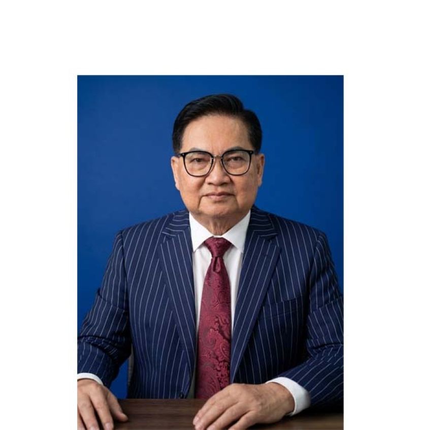 斯木省华总会长兼成邦江中华总商会会长拿督吴标生博士。