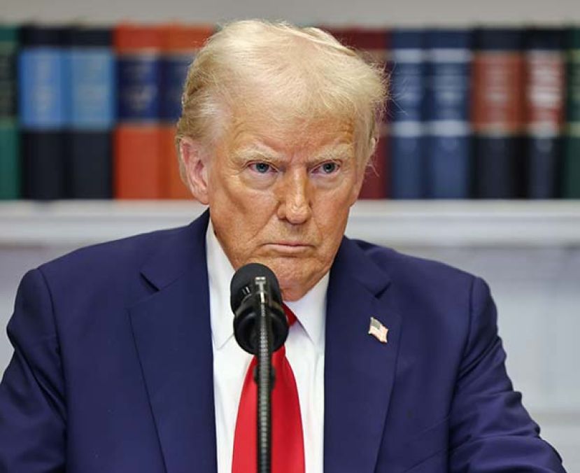 ●美国总统特朗普向赛车手介绍，他身边的友人一天内在股市赚了25亿美元。