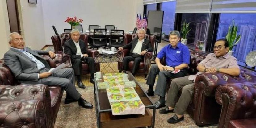 今晚巫统五大巨头会面讨论解散国会和全国大选日期