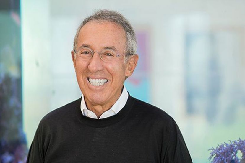 巴伦砸钱投资推特。