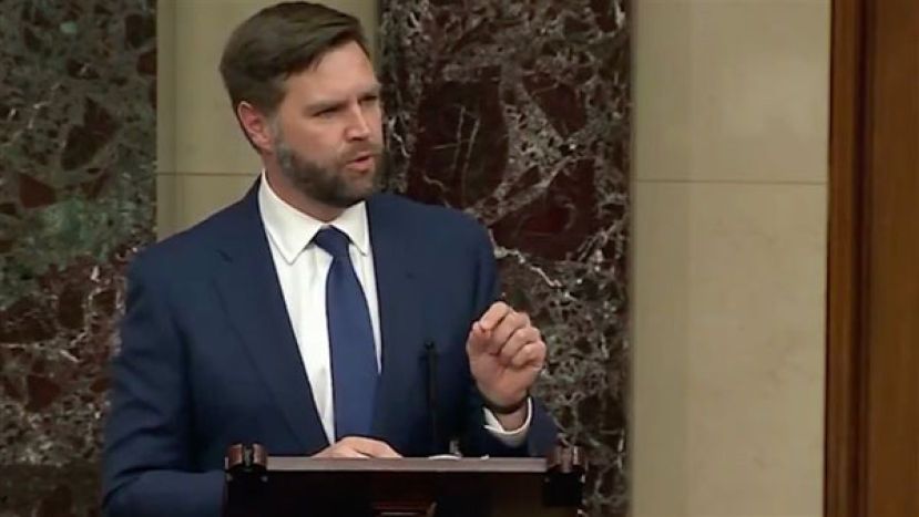 范斯呼吁德黑兰抱持诚意进行谈判以达成长期协议。