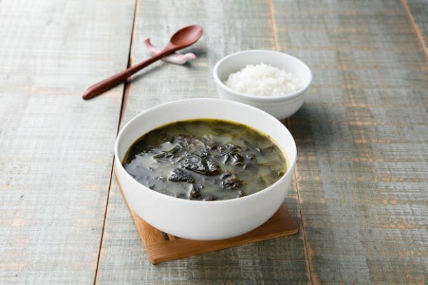 日本权威医师推荐海藻类食物，有助於预防失智症。