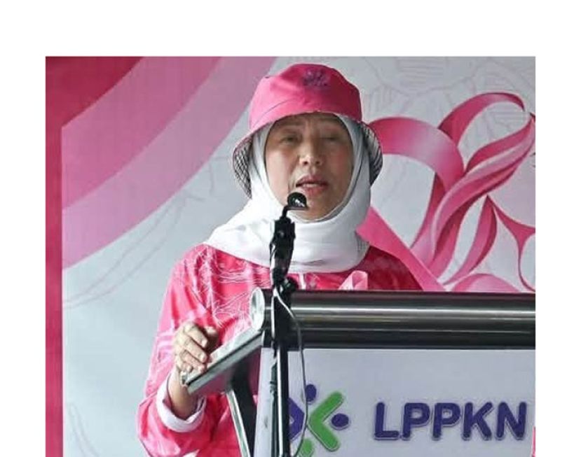 拿督斯里南希苏克里。