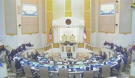 不满修宪设官委州议员 火箭集体请辞退出甲州政府