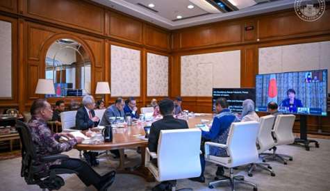 安华:强化区域合作 推进能源来源多元化