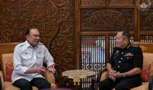 首相：续赋权反贪会　毫不妥协铲除贪腐
